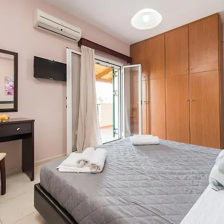 Giannoulis Village Hotel