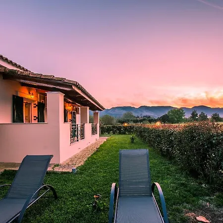 Giannoulis Village Hotel