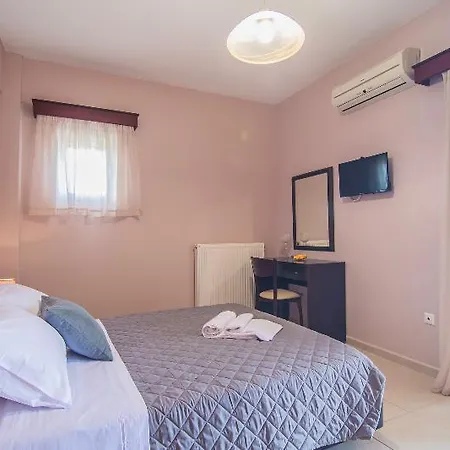 Giannoulis Village Hotel 4*