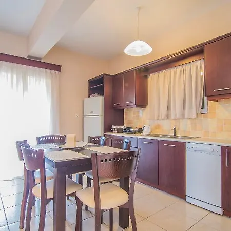 Giannoulis Village Hotel